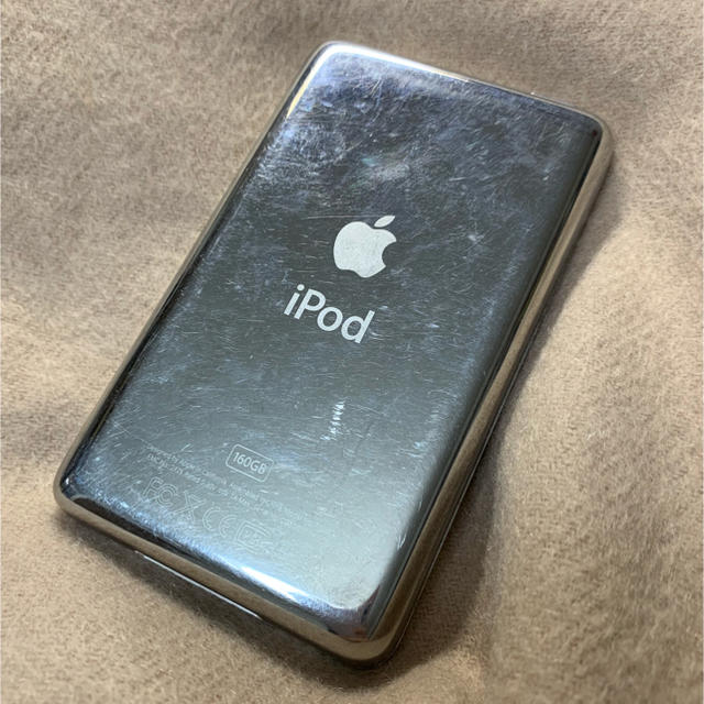 Apple(アップル)のiPod classic 160GB 付属品新品！ スマホ/家電/カメラのオーディオ機器(ポータブルプレーヤー)の商品写真