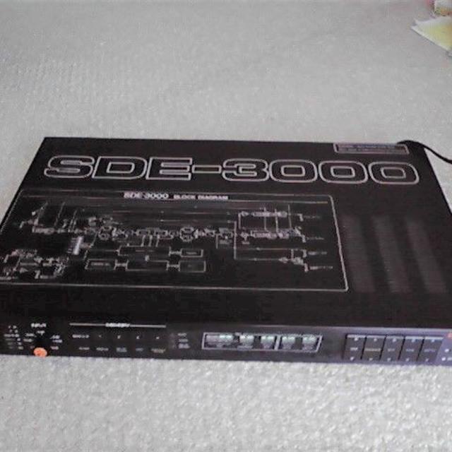 ROLAND SDE-3000 デジタル ディレイ