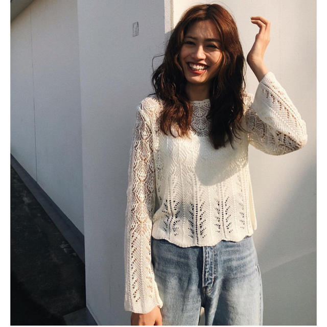 moussy(マウジー)のMOUSSY＊新品タグ付＊SCALLOP CROCHET LIKE KNIT レディースのトップス(ニット/セーター)の商品写真