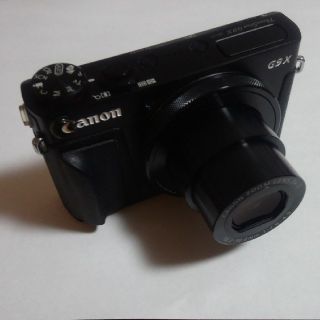 キヤノン(Canon)のキャノンパワーショットg9x黒 美品 完動 キタムラ保証期間内 おまけつき(コンパクトデジタルカメラ)