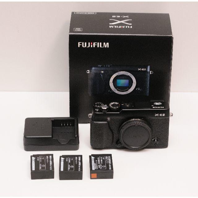 富士フイルム(フジフイルム)のFUJIFILM X-E2 ブラック　シャッター数150回程度　ほぼ新品 スマホ/家電/カメラのカメラ(ミラーレス一眼)の商品写真