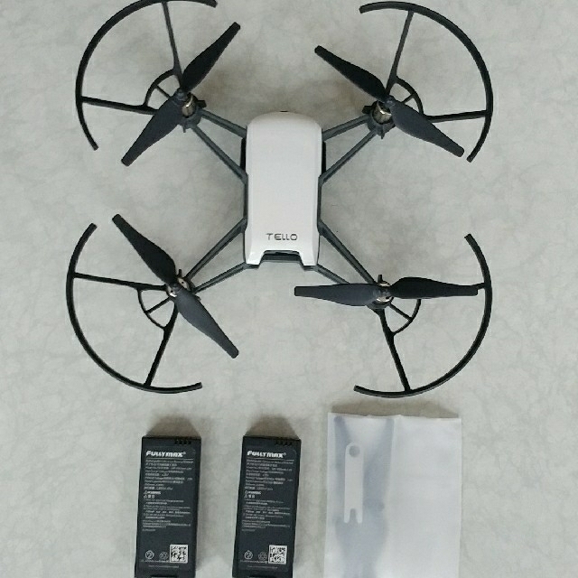 DJI RYZE Tello エンタメ/ホビーのおもちゃ/ぬいぐるみ(トイラジコン)の商品写真