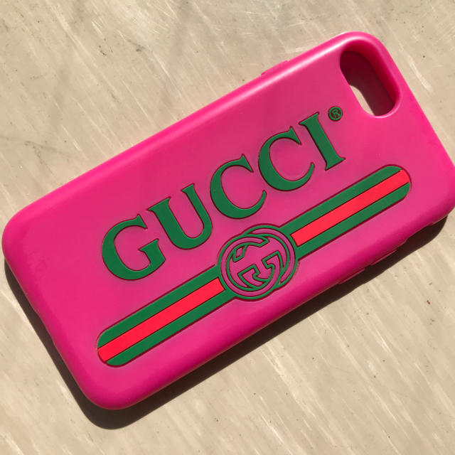 Gucci - GUCCI シリコンケース iPhone6s／7／8用の通販 by おぴ's shop｜グッチならラクマ