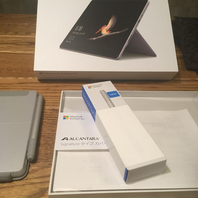 Microsoft(マイクロソフト)のなめこ様専用 surface go 64GB Surface pen タイプカバ スマホ/家電/カメラのPC/タブレット(タブレット)の商品写真