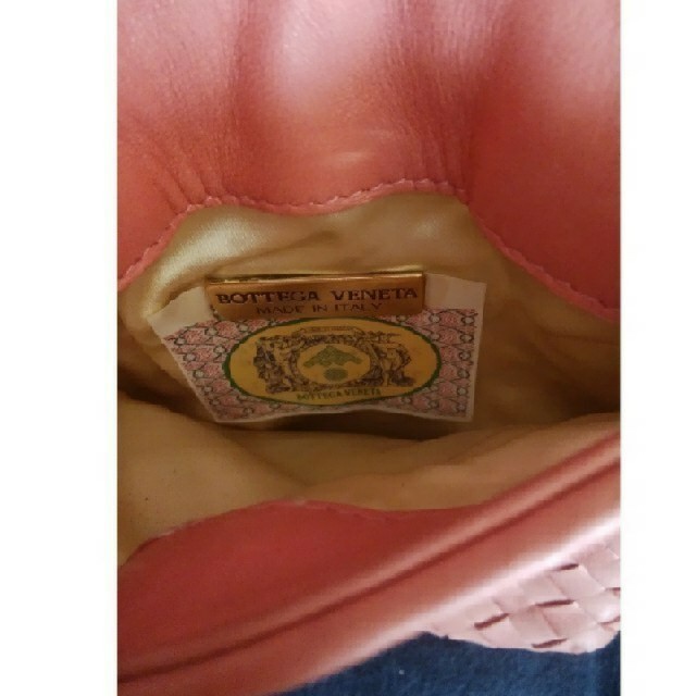 Bottega Veneta(ボッテガヴェネタ)のボッテガヴェネタ　ピンク　バッグ　バッグポーチ付 レディースのバッグ(ショルダーバッグ)の商品写真