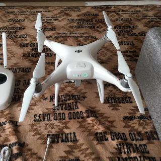 dji ファントム4(航空機)