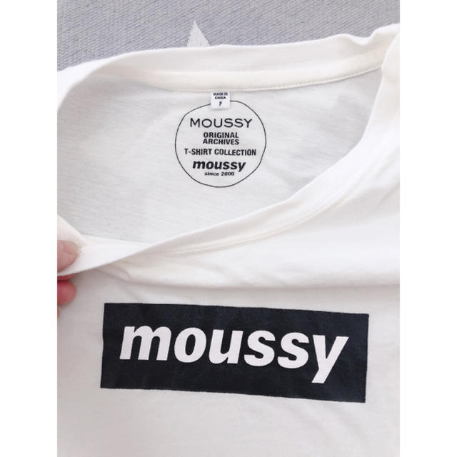 moussy(マウジー)のmoussy☆ボックスロゴロンT☆一度のみ着用美品 レディースのトップス(Tシャツ(長袖/七分))の商品写真