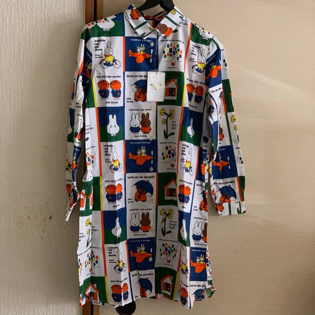 Design Tshirts Store graniph(グラニフ)のミッフィ × グラニフ コラボシャツ レディースのトップス(シャツ/ブラウス(長袖/七分))の商品写真
