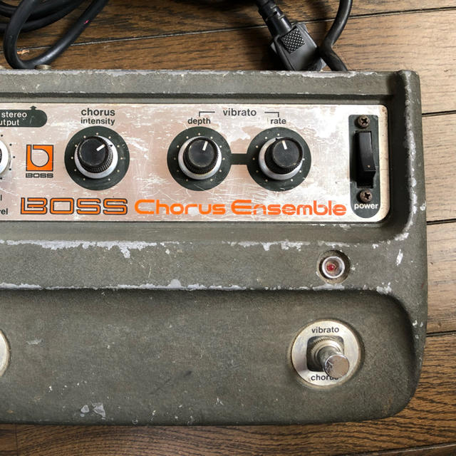 BOSS(ボス)のBOSS CE-1 楽器のギター(エフェクター)の商品写真