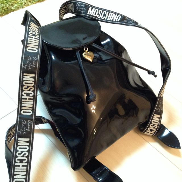 MOSCHINO(モスキーノ)のMOSCHINOリュック(>_<)❗️ レディースのバッグ(リュック/バックパック)の商品写真