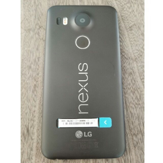 NEXUS　5X 32GB SIMフリー スマホ/家電/カメラのスマートフォン/携帯電話(スマートフォン本体)の商品写真