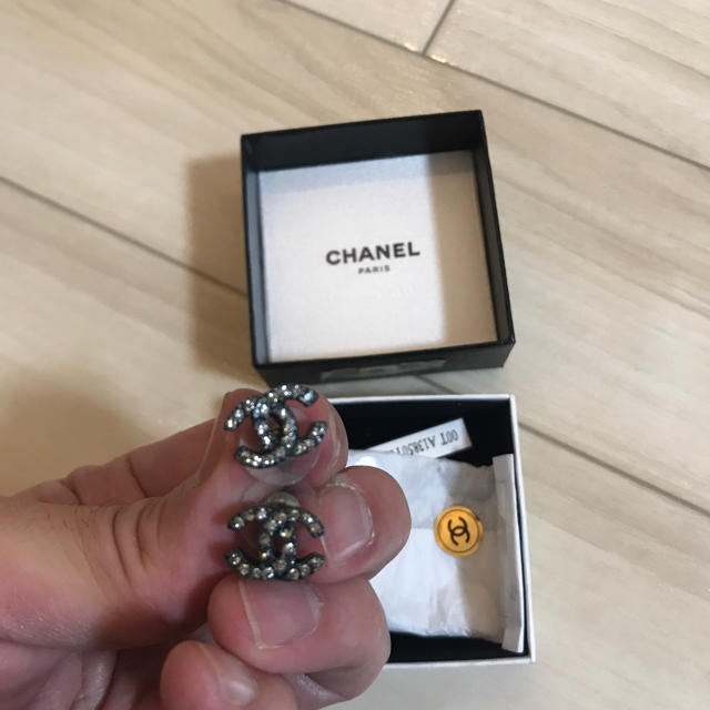 CHANEL(シャネル)のシャネル ココマーク ピアス ジルコニア レディースのアクセサリー(ピアス)の商品写真