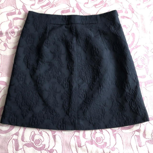 ZARA(ザラ)のZARA タイト スカート  紺色 レディースのスカート(ミニスカート)の商品写真
