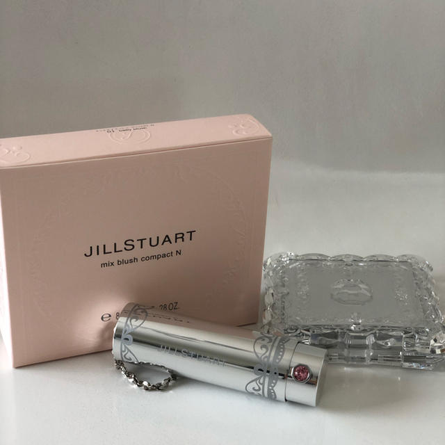 JILLSTUART(ジルスチュアート)のジルスチュアート チークブラシ コスメ/美容のベースメイク/化粧品(チーク)の商品写真