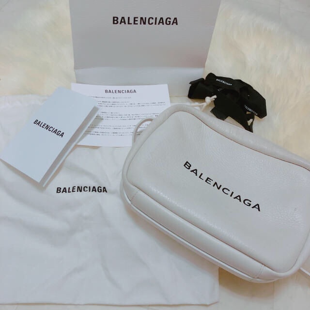 芸能人愛用 BALENCIAGA BAG - BALENCIAGA バレンシアガ エブリデイ