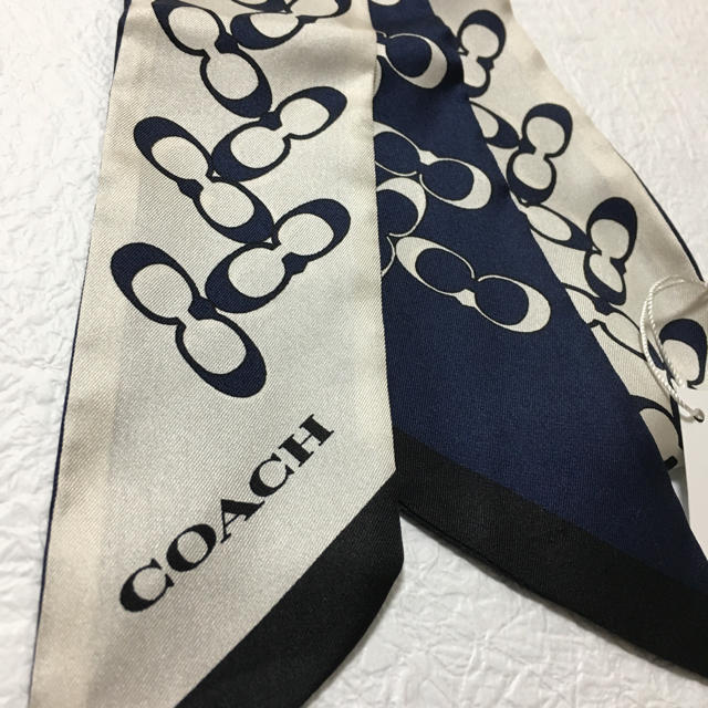 COACH(コーチ)の【新品未使用】コーチ シグネチャー リボンスカーフ ブルー系 レディースのファッション小物(バンダナ/スカーフ)の商品写真