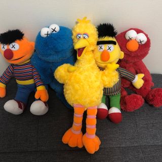 セサミストリート(SESAME STREET)のセサミストリート✖️UNIQLO✖️カウズ(ぬいぐるみ)