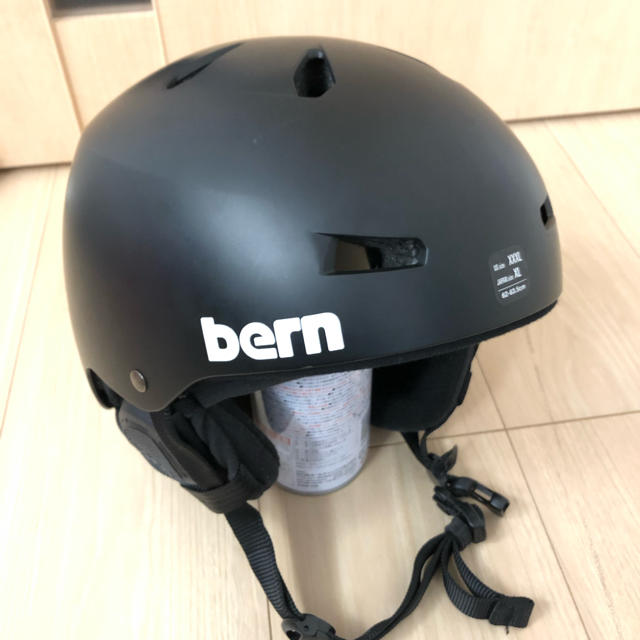 2018年 BERN MACON MATTE BLACK バーン ヘルメット