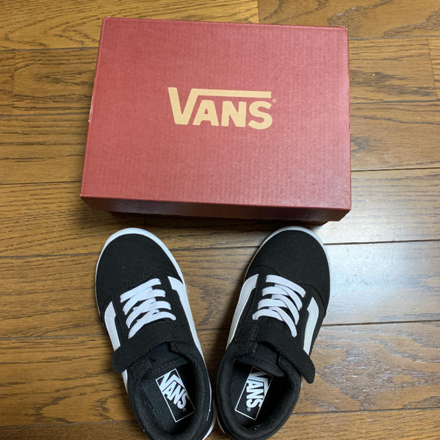 新品VANSオールドスクールキッズ18㎝