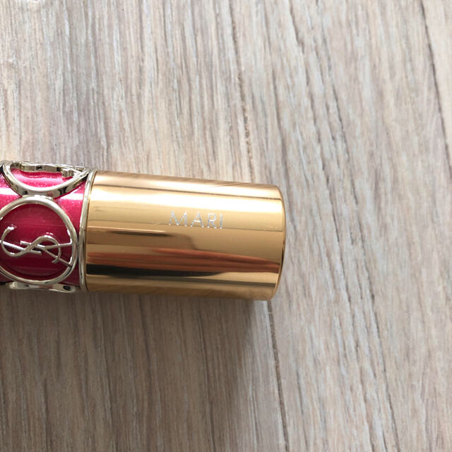 Yves Saint Laurent Beaute(イヴサンローランボーテ)のサンローランリップ63 コスメ/美容のベースメイク/化粧品(口紅)の商品写真