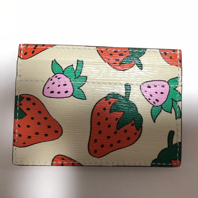 人気急上昇超特価 GUCCI ストロベリー パスケース www.zingaro