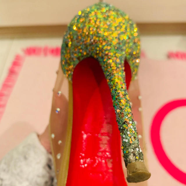 Christian Louboutin(クリスチャンルブタン)の【現品限り】ルブタン Follies Strass グリッターパンプス 36 レディースの靴/シューズ(ハイヒール/パンプス)の商品写真