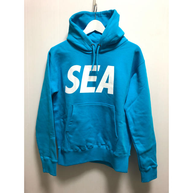 GDC(ジーディーシー)の【新品】WIND AND SEA PULLOVER SAX パーカースウェット メンズのトップス(パーカー)の商品写真