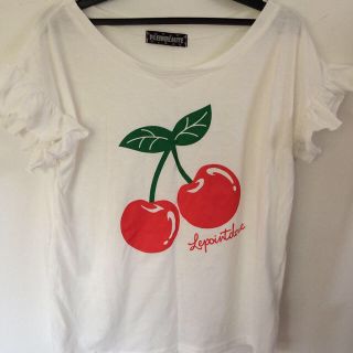 アベイル(Avail)のチェリー🍒Teeシャツ(Tシャツ(半袖/袖なし))