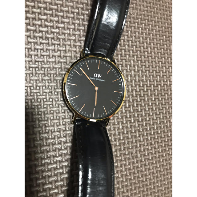 Daniel Wellington(ダニエルウェリントン)のdanielwellington40ミリ☆*°最終値下げ レディースのファッション小物(腕時計)の商品写真