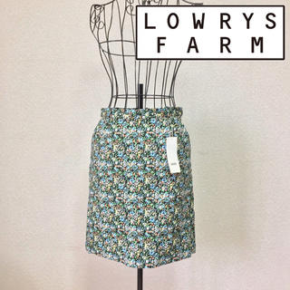 ローリーズファーム(LOWRYS FARM)の花柄スカート 小花柄(ひざ丈スカート)
