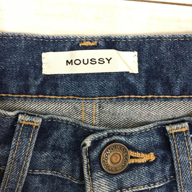 moussy(マウジー)のMOUSSY. GBL MV STRAIGHT FLARE レディースのパンツ(デニム/ジーンズ)の商品写真