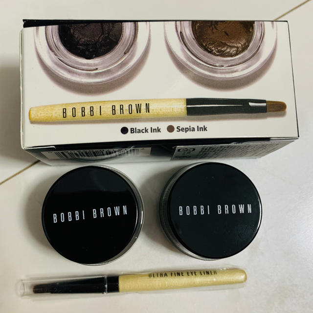 BOBBI BROWN ジェルアイライナー