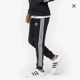 アディダス(adidas)の最安 adidas sst cuffed track pants(その他)