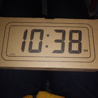 ムジルシリョウヒン(MUJI (無印良品))のデジタル時計　中　ホワイト　無印良品(置時計)