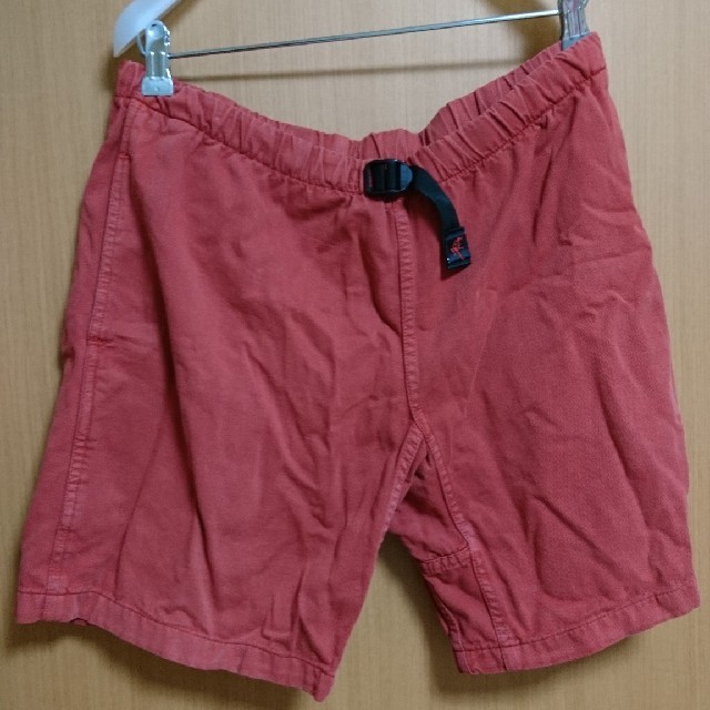 GRAMICCI(グラミチ)の【Gramicci】赤ハーフパンツ
 メンズのパンツ(ショートパンツ)の商品写真