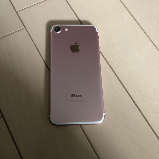 Apple SoftBankの通販 by わいえす's shop｜アップルならラクマ - iPhone7 32gb 低価大人気