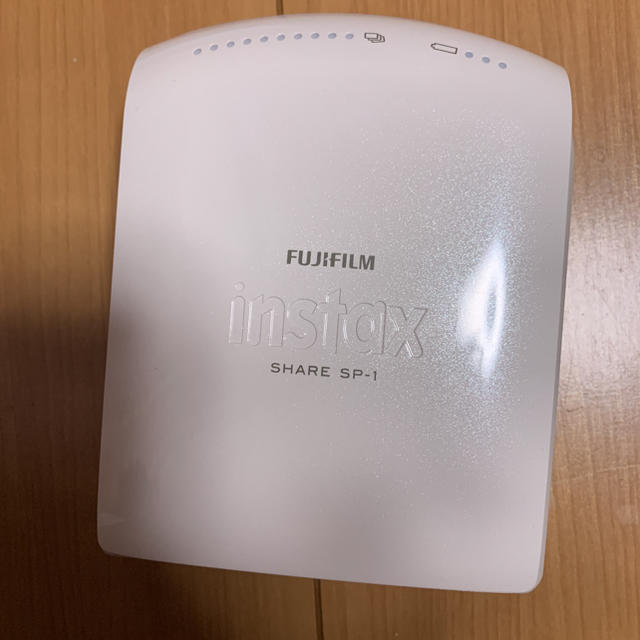 富士フイルム(フジフイルム)のスマホdeチェキ instax SHARE SP-1 スマホ/家電/カメラのカメラ(フィルムカメラ)の商品写真