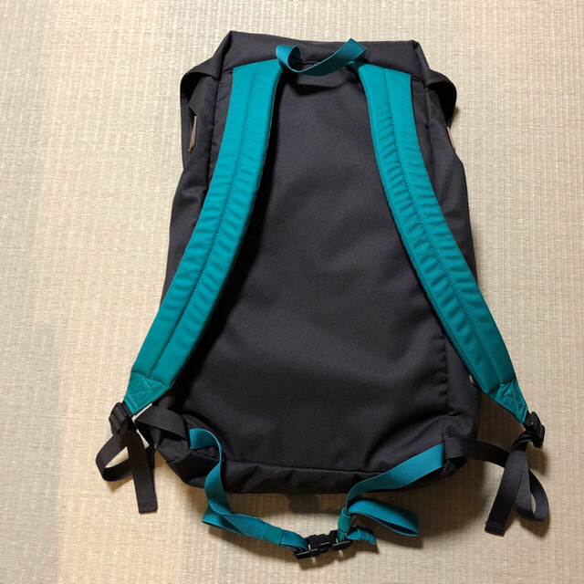 patagonia(パタゴニア)のPatagonia(パタゴニア) リュック 美品 アーバーパック26L メンズのバッグ(バッグパック/リュック)の商品写真