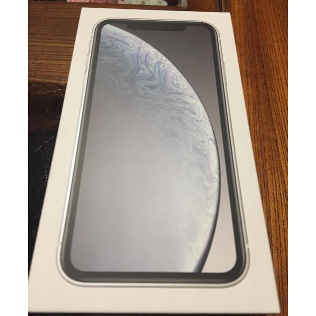 新品 iPhone xr SIMフリー可能！