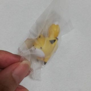 タヌキとキツネ　ケーブルマスコット(キャラクターグッズ)