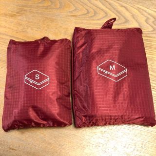 ムジルシリョウヒン(MUJI (無印良品))の【無印良品】パラグライダークロスたためる仕分ケースM・Sセット(旅行用品)