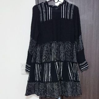 ザラ(ZARA)のZARAティアードワンピース(ミニワンピース)