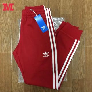 アディダス(adidas)のアディダス オリジナルス トラックパンツ ジョガーパンツ 赤 M 新品未使用(その他)