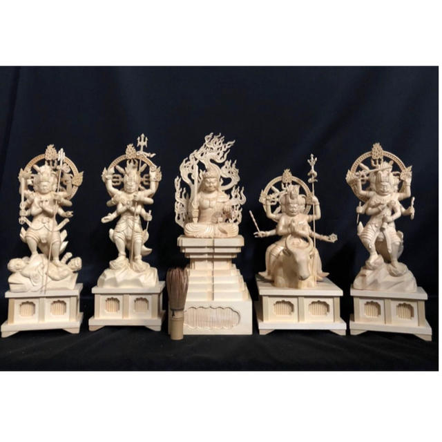 総檜材を使用 井波彫刻 日展作家 一集作 最高級 木彫仏像美術 五大明王像一式 全国配送無料 最高級 木彫仏像 大元帥明王立像 彫刻 彩繪 本金 切金 天然木檜材 彫刻/オブジェクト