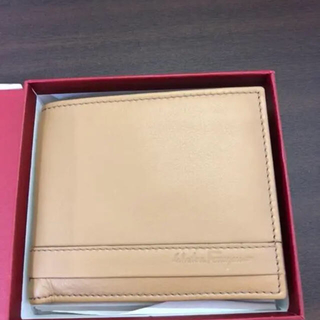 サルヴァトーレフェラガモ(Salvatore Ferragamo)の正規品‼️新品未使用❣️サルヴァトーレ フェラガモ二つ折り財布 メンズ(折り財布)