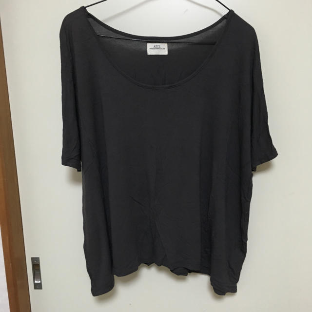 AZUL by moussy(アズールバイマウジー)の《値下げ！》 AZUL レーヨン カットソー ゆったり チャコールグレー レディースのトップス(カットソー(半袖/袖なし))の商品写真