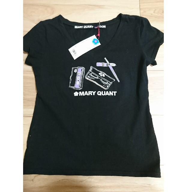 MARY QUANT(マリークワント)のマリークワントラインストーンTシャツ レディースのトップス(Tシャツ(半袖/袖なし))の商品写真