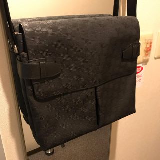 ダンヒル(Dunhill)のDunhill【ダンヒル】 D8 メッセンジャーバッグ L3LH65A (ショルダーバッグ)