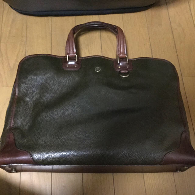 ハンティングワールド ビジネス バック-