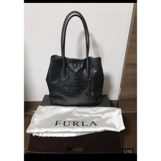 フルラ(Furla)のFURLA  フルラ トートバッグ 型押し クロコ調 ブラック 黒 お仕事学校に(トートバッグ)